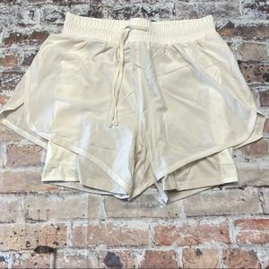 NWT Fabletics Sloan Run Shorts (Size S)